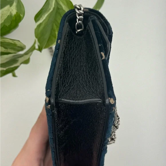 Gucci GG Velvet Dionysus - Picture 4 of 8